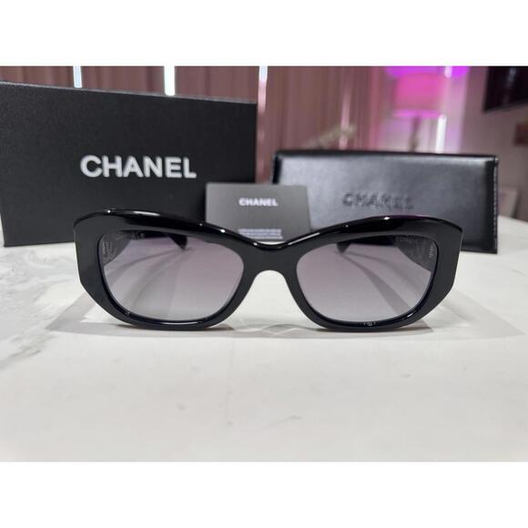 New Chanel Rectangle Sunglasses - Picture 1 of 7